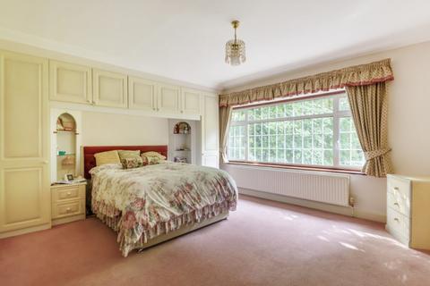 9 Chatsworth Road, London, W5 3DD