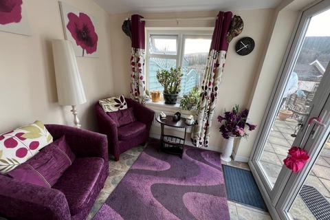 39 Charles Street, Tonypandy, CF40 2AN