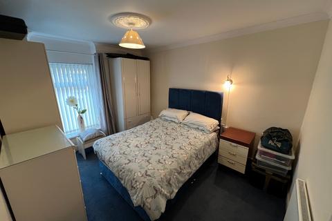 39 Charles Street, Tonypandy, CF40 2AN
