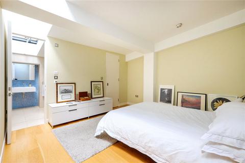 3 bedroom penthouse for sale - Cinnabar Wharf Central, 24 Wapping High Street, Tower Hamlets, London, E1W