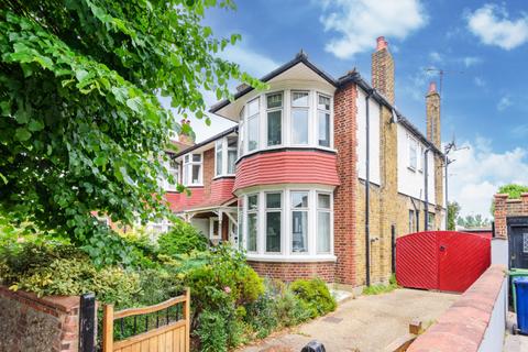 29 Carbery Avenue, London, W3 9AD
