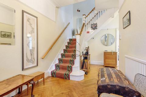 29 Carbery Avenue, London, W3 9AD