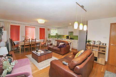 2 bedroom flat for sale - Mariners Wharf, Quayside, Newcastle upon Tyne, Tyne and Wear, NE1 2BJ