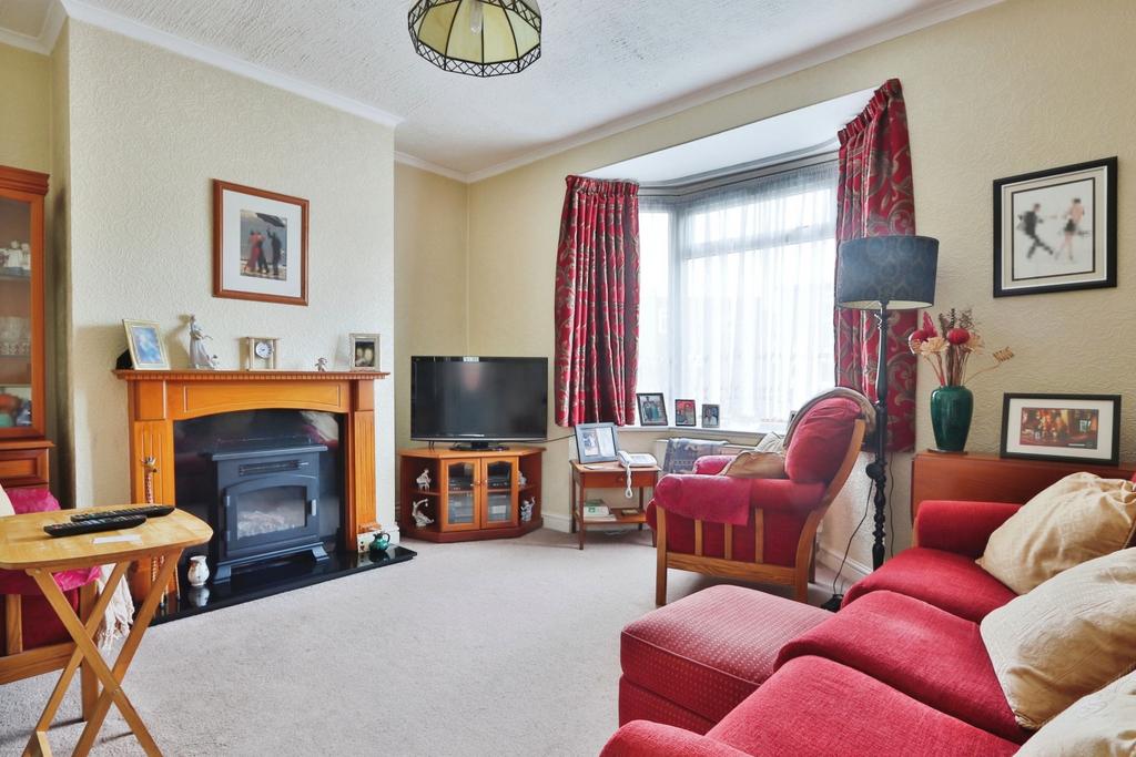 Ledbury Road, Hull, HU5 5SJ 2 bed semidetached house for sale £100,000