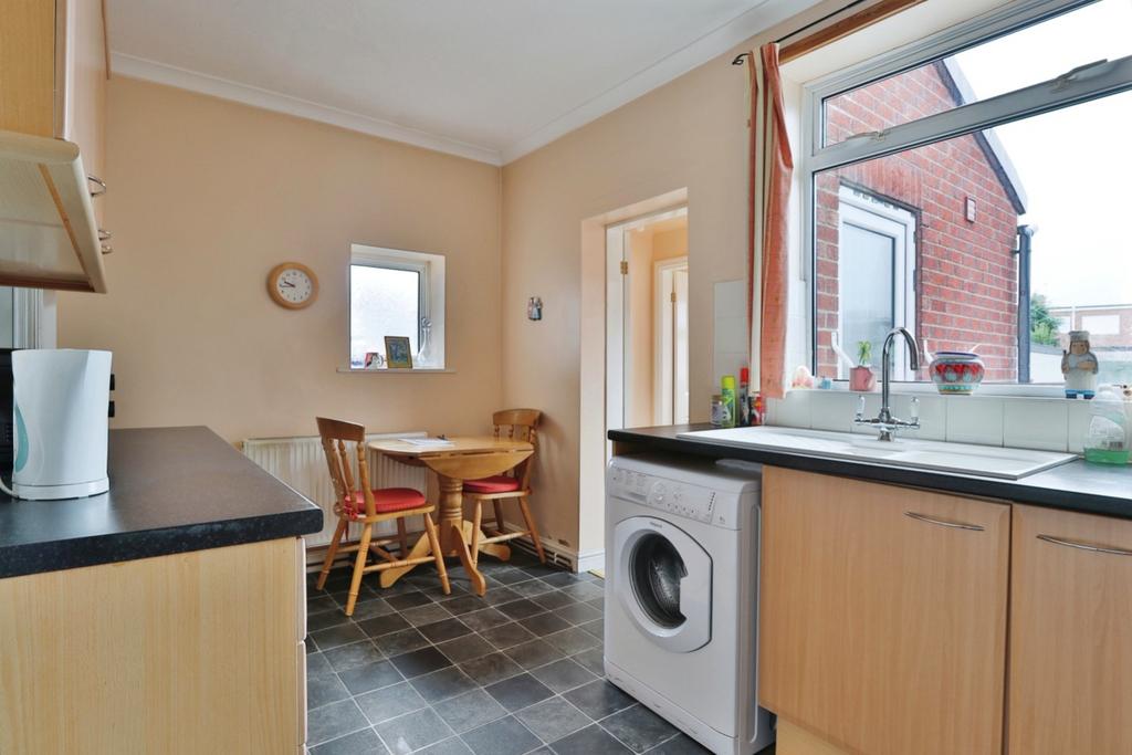 Ledbury Road, Hull, HU5 5SJ 2 bed semidetached house for sale £100,000