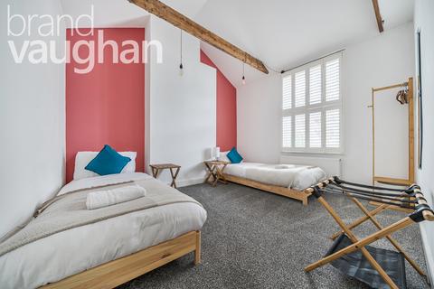 3 bedroom terraced house to rent, Crown Gardens, Brighton, East Sussex, BN1