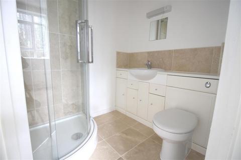 8 Compton Place, Bordon, GU35 0GZ