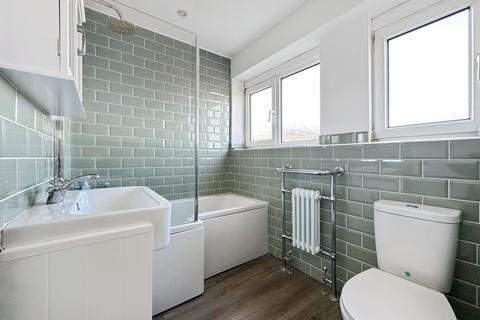 6 Austin Close, Chatham, ME5 7JG