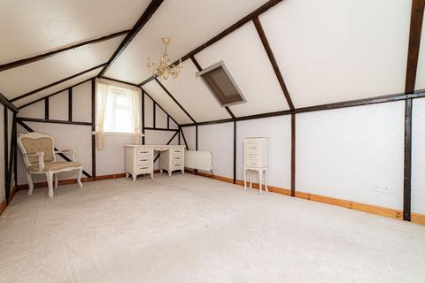 83 Bennells Avenue, Whitstable, CT5 2HR