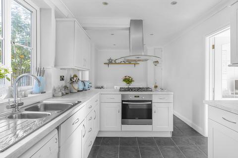 2 South Row, Chilton, Didcot, OX11 0RT