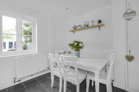 2 South Row, Chilton, Didcot, OX11 0RT