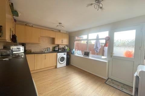 2 bedroom terraced house for sale, Kingfishers, Grove, OX12
