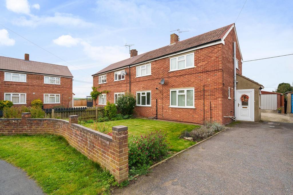 Sinodun View, Warborough, OX10 3 bed semidetached house for sale £