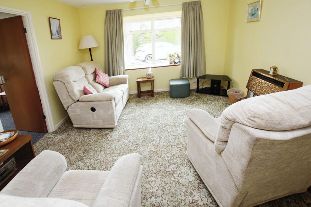 Chorefields, Kidlington, OX5 3 bed link detached house for sale £410,000
