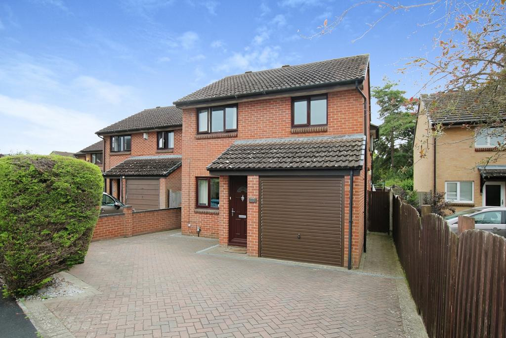 Wilsdon Way, Kidlington, OX5 4 bed detached house for sale £475,000