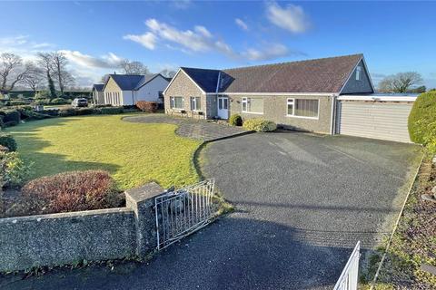 3 bedroom bungalow for sale, Ffordd Bryngwyn, Llanrug, Caernarfon, Gwynedd, LL55