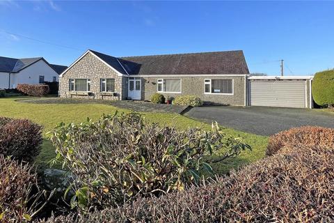 3 bedroom bungalow for sale, Ffordd Bryngwyn, Llanrug, Caernarfon, Gwynedd, LL55