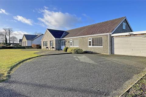 3 bedroom bungalow for sale, Ffordd Bryngwyn, Llanrug, Caernarfon, Gwynedd, LL55