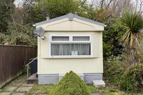 1 bedroom park home for sale, Bournemouth, Dorset, BH10