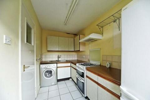 15 Ludford Close, Croydon, CR0 4BY