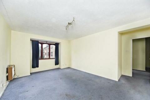 15 Ludford Close, Croydon, CR0 4BY