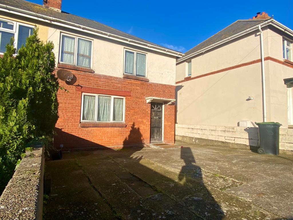 Norfolk Road, Weymouth 3 bed semidetached house £240,000