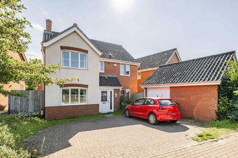 6 bedroom detached house to rent, Dow Close, Norwich, NR5