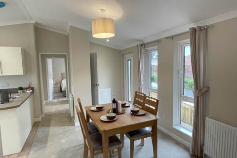 2 bedroom park home for sale, Frenchay, Bristol, BS16