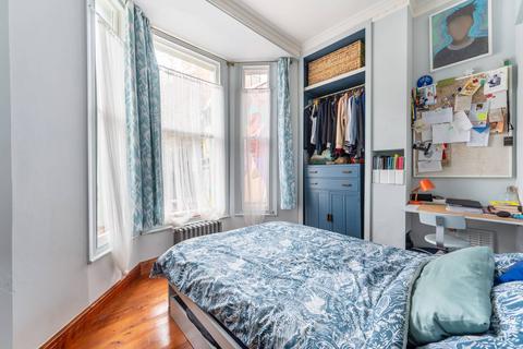 1 bedroom flat for sale, Chesterton Road, Ladbroke Grove, London, W10