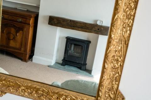 Barn Orchard Back Lane, Warton, Carnforth, LA5 9QU