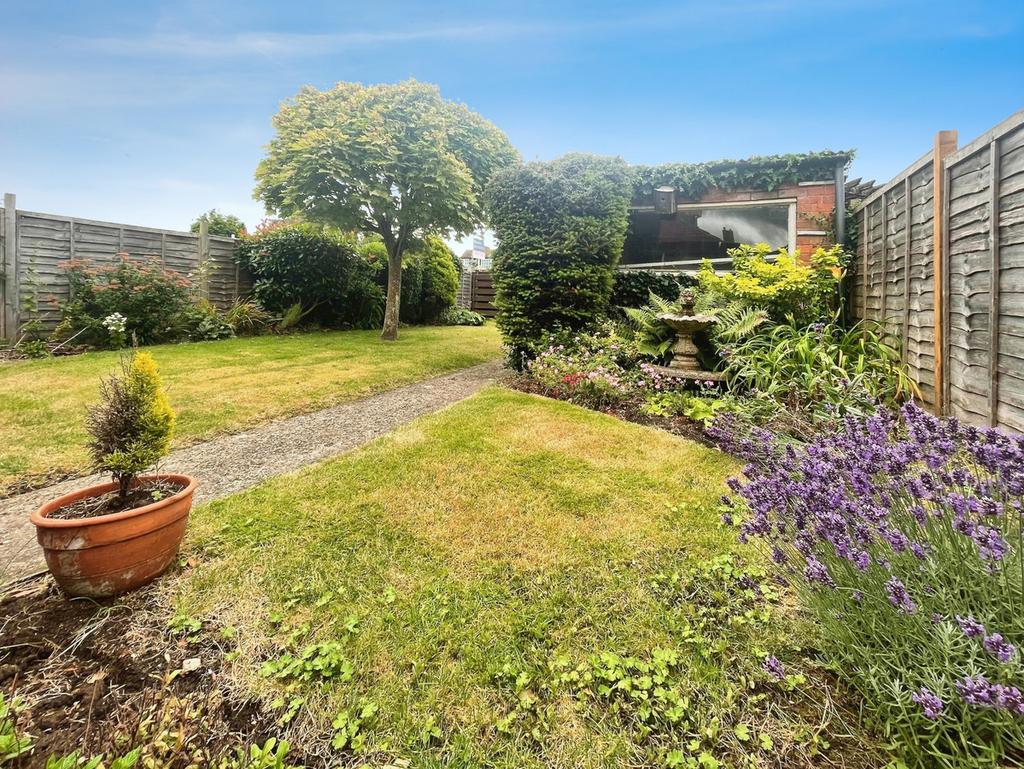 Field Close, Kidlington, OX5 3 bed detached house for sale £375,000