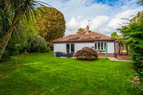 4 bedroom bungalow for sale, Downview Road, Barnham, Bognor Regis