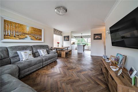 3 bedroom apartment for sale, Court Downs Road, Beckenham
