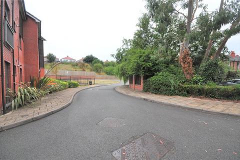 25 Bentley Place, Wrexham, LL13 8DQ