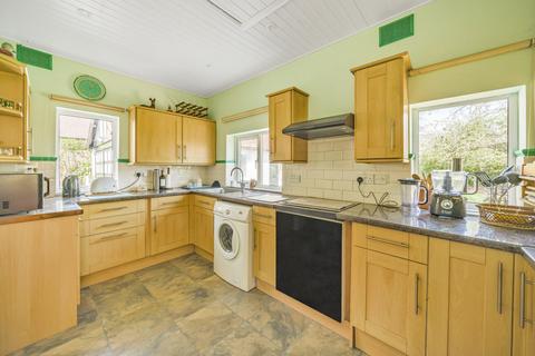 4 bedroom bungalow for sale, Glan Aber Park, Chester, Cheshire West and Ches