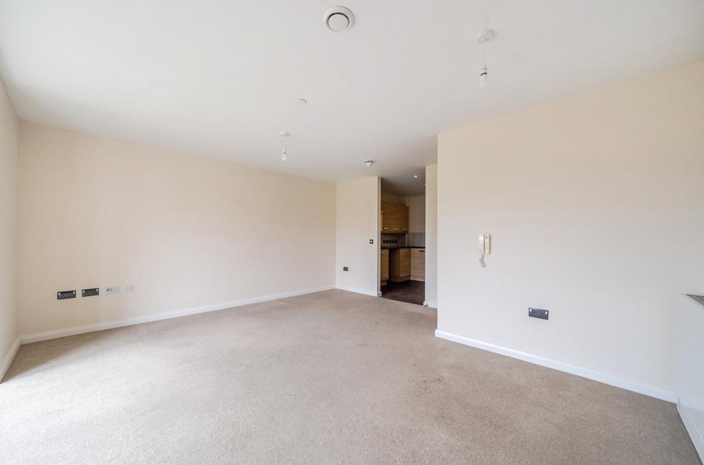 1387729 8 6938504...