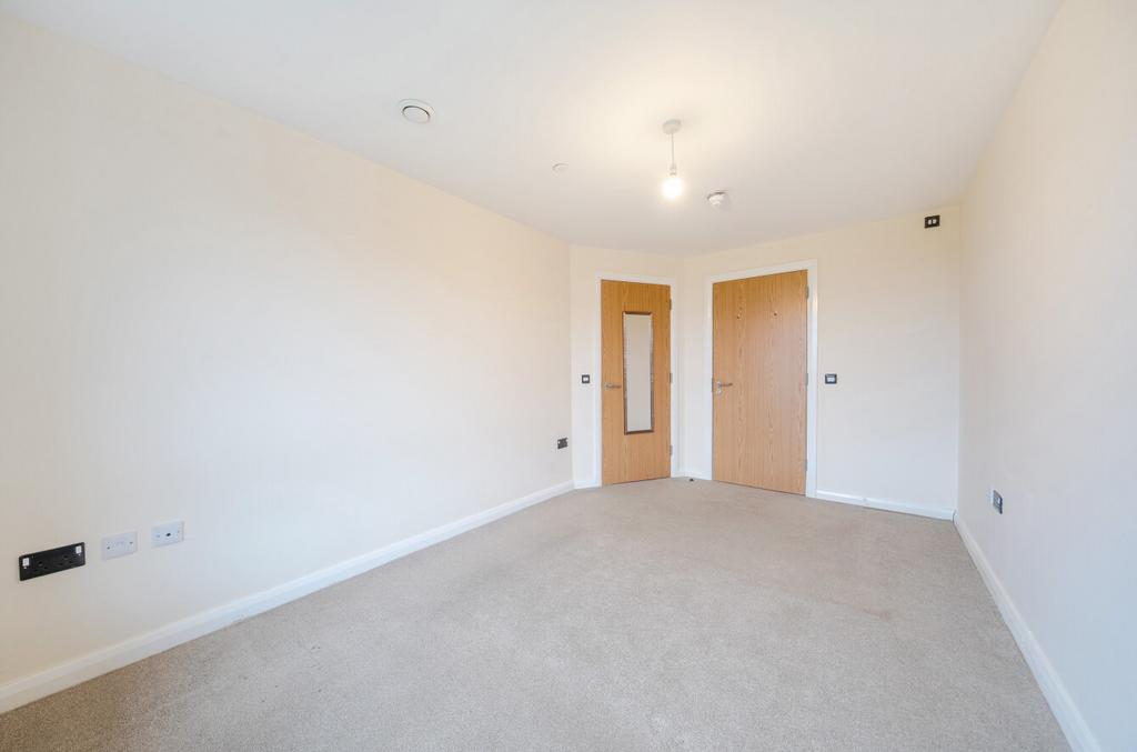 1387729 14 693850...