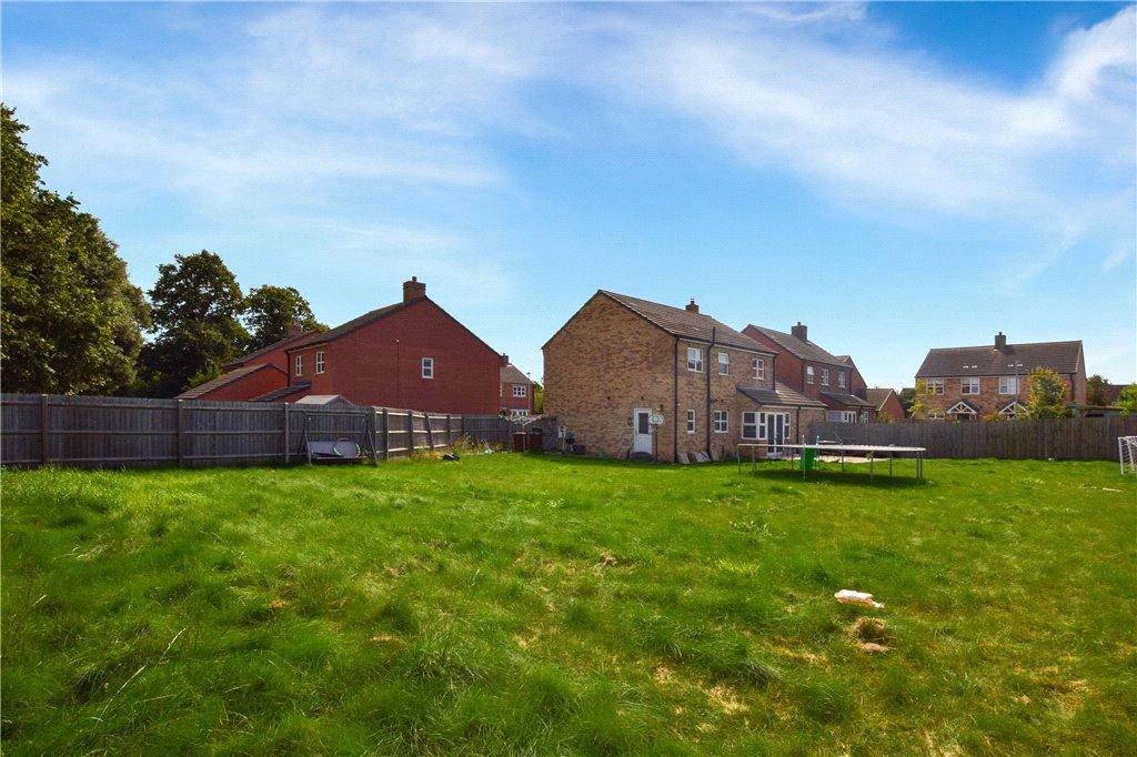 Ingrams Piece, Ardleigh, Colchester 4 bed detached house for sale £