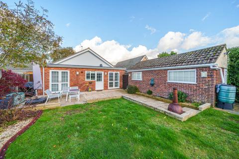 4 bedroom bungalow for sale, Point Clear Road, St. Osyth, Clacton-on-Sea