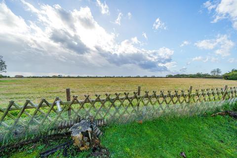 4 bedroom bungalow for sale, Point Clear Road, St. Osyth, Clacton-on-Sea