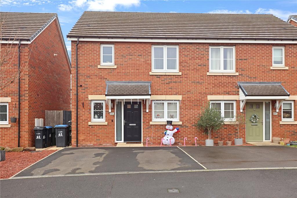 Low Gill View, MartoninCleveland 3 bed semidetached house for sale