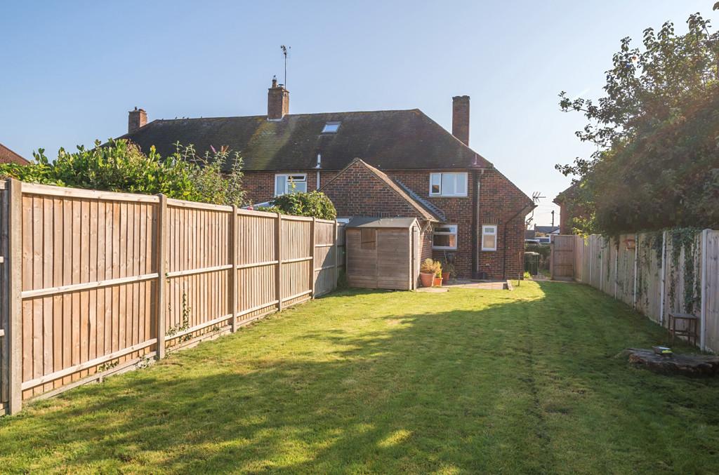 Manor Way Emsworth West Sussex 2 Bed Semi Detached House For Sale £