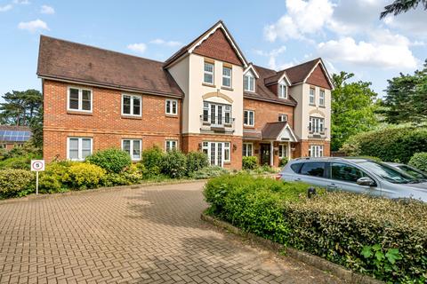 2 bedroom apartment for sale - Leatherhead, Surrey KT22