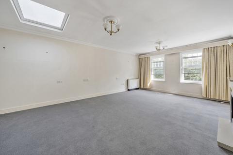 2 bedroom apartment for sale - Leatherhead, Surrey KT22