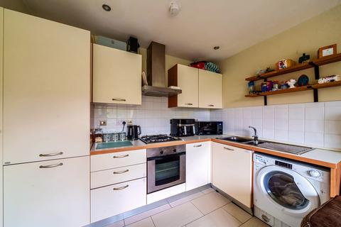 1 bedroom apartment for sale, Nutfield Road, Redhill, Surrey