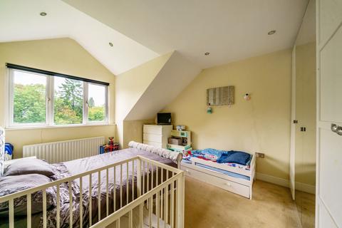 1 bedroom apartment for sale, Nutfield Road, Redhill, Surrey