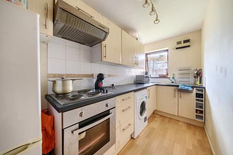 1 bedroom apartment for sale, Brook Road, Redhill, Surrey