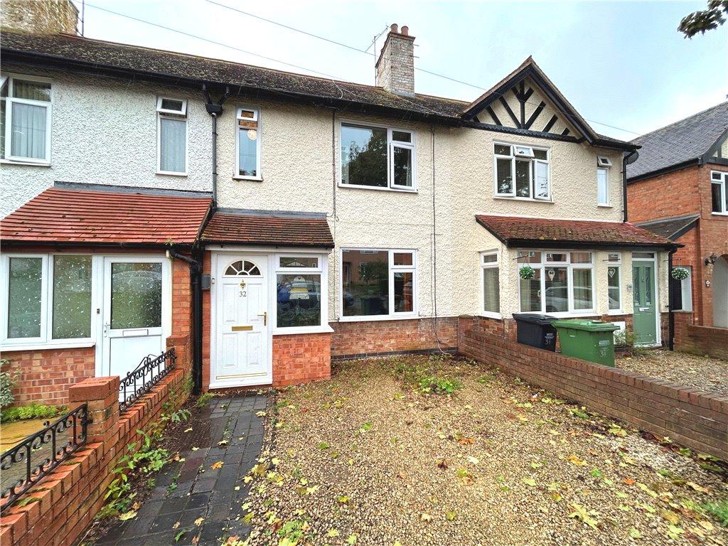 Peewit Road, Evesham, Worcestershire 3 bed terraced house for sale £