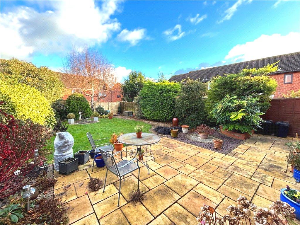 St. Pauls Close, Evesham, Worcestershire 4 bed detached house £300,000