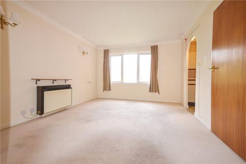 1 bedroom apartment for sale - Felix Road, Felixstowe, Suffolk